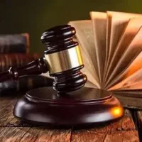 وکیل دادگستری