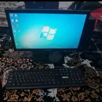 کامپیوتر بسیار تمیز مرتب درست