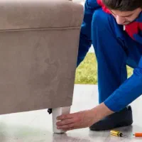 تعمیر مبل در منزل و کارگاه