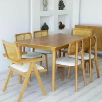 صندلی وغذاخوری