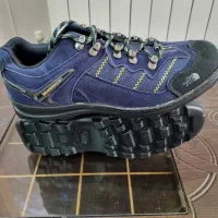 کفش پیاده روی و ایمنی نو آکبند