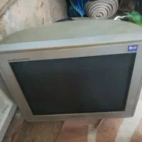 مانیتور قدیمی