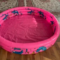 استخر بادی کودکانه