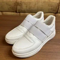 کفش|کیف، کفش، کمربند|گلبهار, شهر جدید گلبهار|دیوار