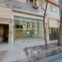 مغازه ۵۰ متری