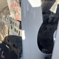 درب و گلگیر استوک سمت شاگرد و صندوق پژو پارس سفید