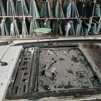 شیشه اتومبیل حاج ایوب سیاه میخی وپسران با۵۰سال ساب|خدمات موتور و ماشین|سنندج, |دیوار