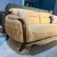 مبل. کارولین