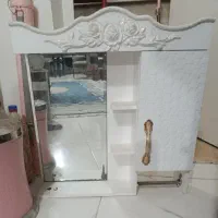 آینه سرویس بهداشتی