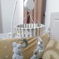 آویز بالای تخت نوزاد