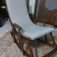 صندلی راک آرتمیس چوب سرخ