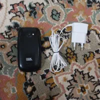 گوشی تاشو DOX