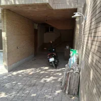 ویلایی دربست ماشین رو درحد دوماشین|اجارهٔ آپارتمان|اصفهان, مصلی|دیوار