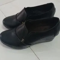 بوت وکفش|کیف، کفش، کمربند|مشکیندشت, |دیوار