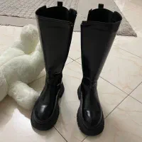 بوت ساق بلند چرم لژدار سایز ۳۹