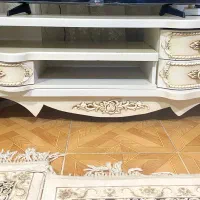 میز غذا خوری/میز تلویزیون/تابلوفرش/سرخ کن/گلدان