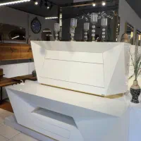 منشی خانم جهت کار در تولیدی میز کنسول