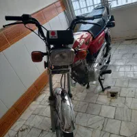 رهرو|موتورسیکلت|قم, قلعه کامکار|دیوار