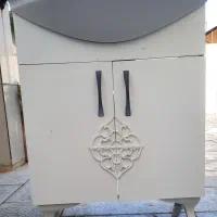 روشویی با کابینت و شیر