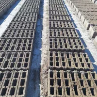 بلوک ۱۰. ۱۵. ۲۰. ته پر ته باز