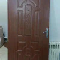 درب آپارتمان سالم