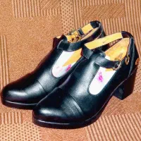 کفش چرم طبیعی زنانه ساخت تبریز لِکا|کیف، کفش، کمربند|کازرون, |دیوار