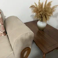 مبل ۷نفره همراه با میز عسلی ۴تیکه|مبلمان خانگی و میز عسلی|رشت, باهنر|دیوار