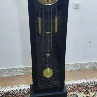 ساعت کاملا سالمه .