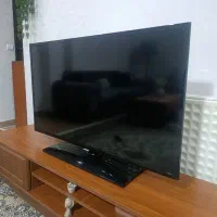 تلویزیون 40 اینچ ال ای دی|تلویزیون و پروژکتور|اندیشه, شهرک صدف|دیوار