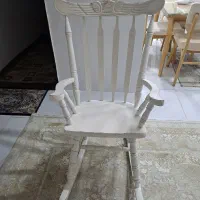 صندلی راک سالم رنگ‌سفید