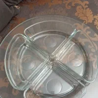 چند تیکه ظروف قدیمی به علت جابجایی