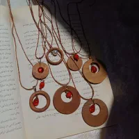 اکسسوری یلدایی چوبی