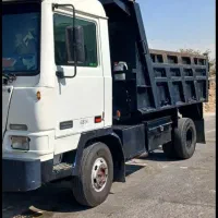 حمل نخاله و خاکبرداری توسط کارگر وبابکت