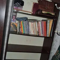 کمد لباس چوبی