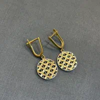 گوشواره لوکس دارای فاکتور