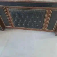 میز سالمه فقط یک کم رنگی شده که پاک میشه