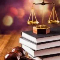 وکیل پایه یک دادگستری