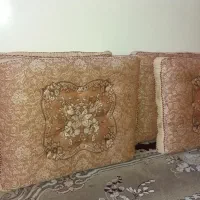 ۱ جفت پشتی و ۲ جفت مخطع|پشتی|اصفهان, برازنده|دیوار