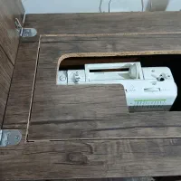 میز چرخ خیاطی نو و تمیز|لوازم خیاطی و بافتنی|رشت, جهاد|دیوار