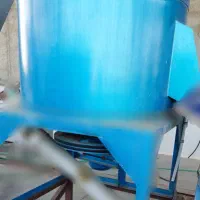 یک دستگاه چرخ آبی یا کَرکی پسته 6تن،ویک نخاله گیر
