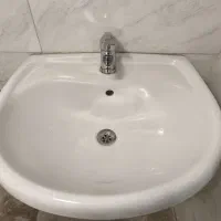 روشویی چینی بدون پایه آکبند