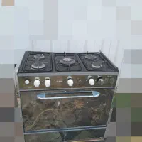 اجاق گاز پنج شعله طرح فر دوعدد درحدنو کاملا سالم