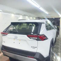 به یک همکار نقاش جوان نیازمندیم