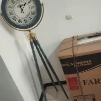 ساعت سه پایه