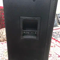 باند دایناکورد c15|صوتی و تصویری|قم, چهل درخت‎|دیوار