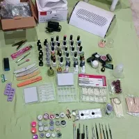 وسایل کاشت ناخن ژل و پودر