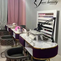 استخدام ناخن کار پدیکور اجاره تخت مژه سالن زیبایی