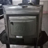 دو دستگاه تلویزیون و یک عدد میز|تلویزیون و پروژکتور|تهران, اکباتان|دیوار