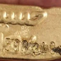 طلا ۹۵ گرم بالای تابلو