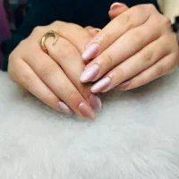 خدمات حرفه ای ناخن